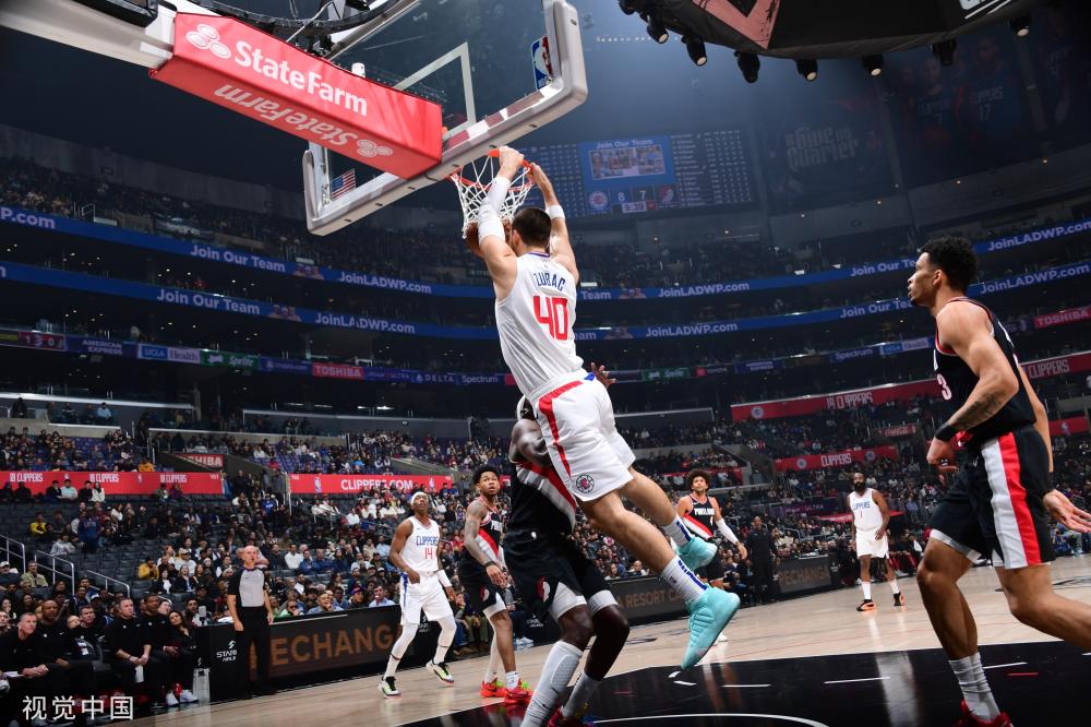 像是在发泄 像是在发泄