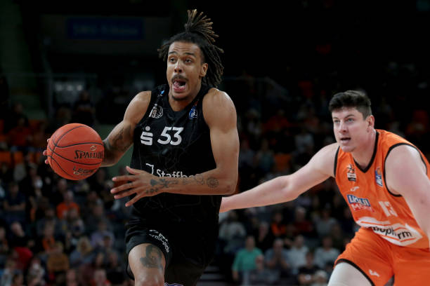 列赛中抢得 列赛中抢得