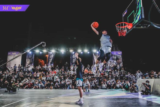 他们在比赛 他们在比赛