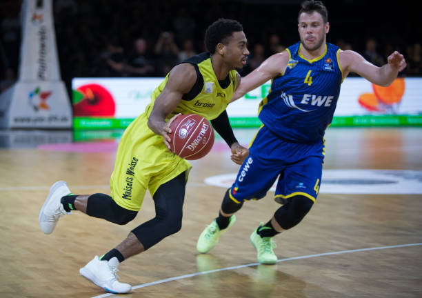 坛上获得更 坛上获得更